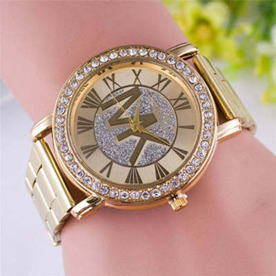 Montre tendance en alliage de diamants avec bracelet en acier