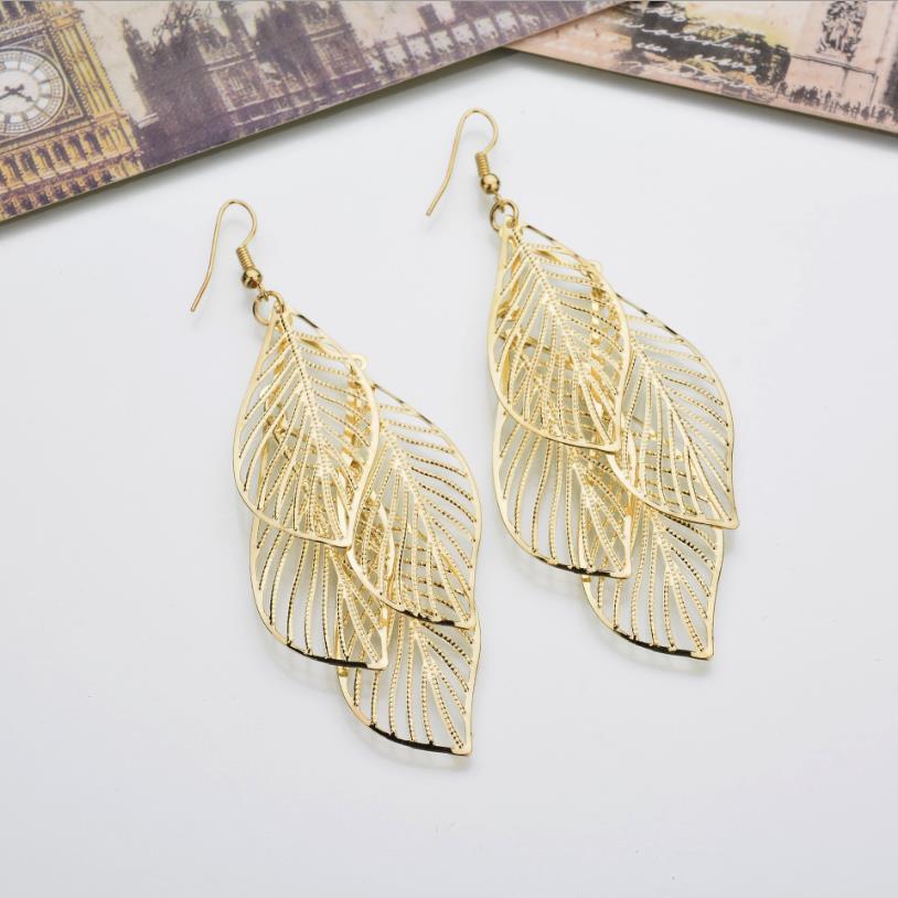 Boucles d’oreilles multicouches en métal à feuilles creuses
