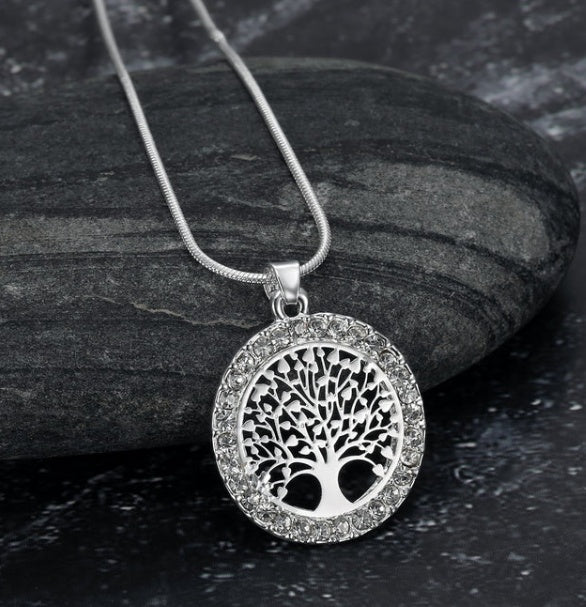 Pendentif pour femme arbre de vie