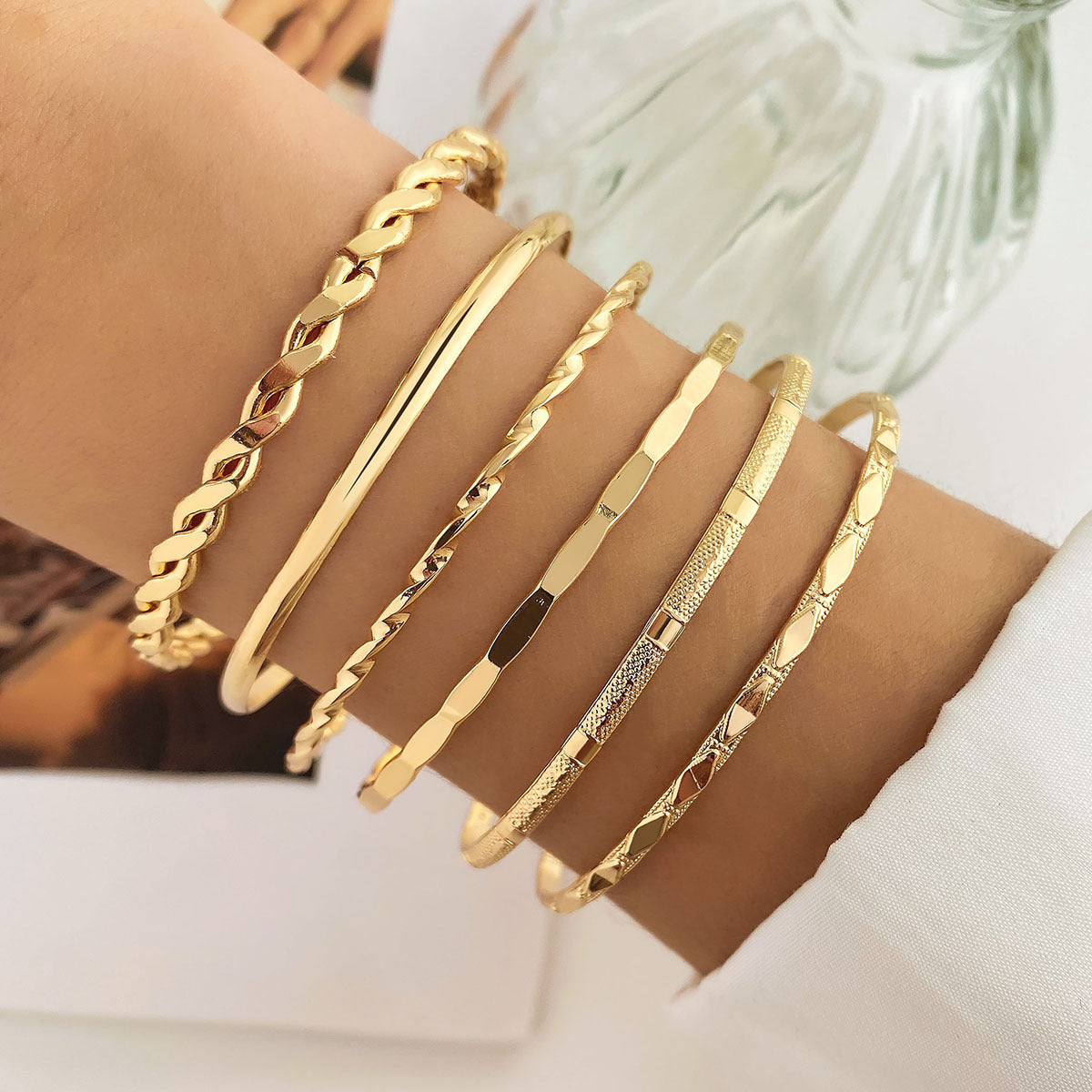 Ensemble de 6 bracelets irréguliers brillants Twist
