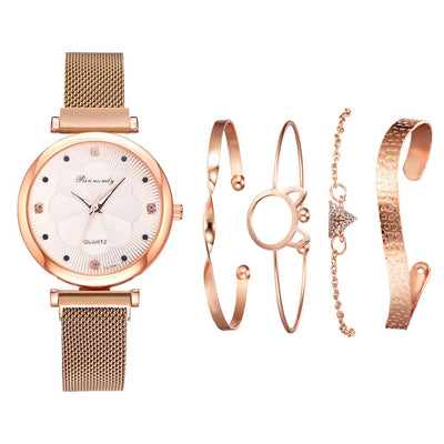 Montres pour femmes, ensemble de niche transfrontalier, montres à la mode, bracelet en maille d'alliage, tout-assorti