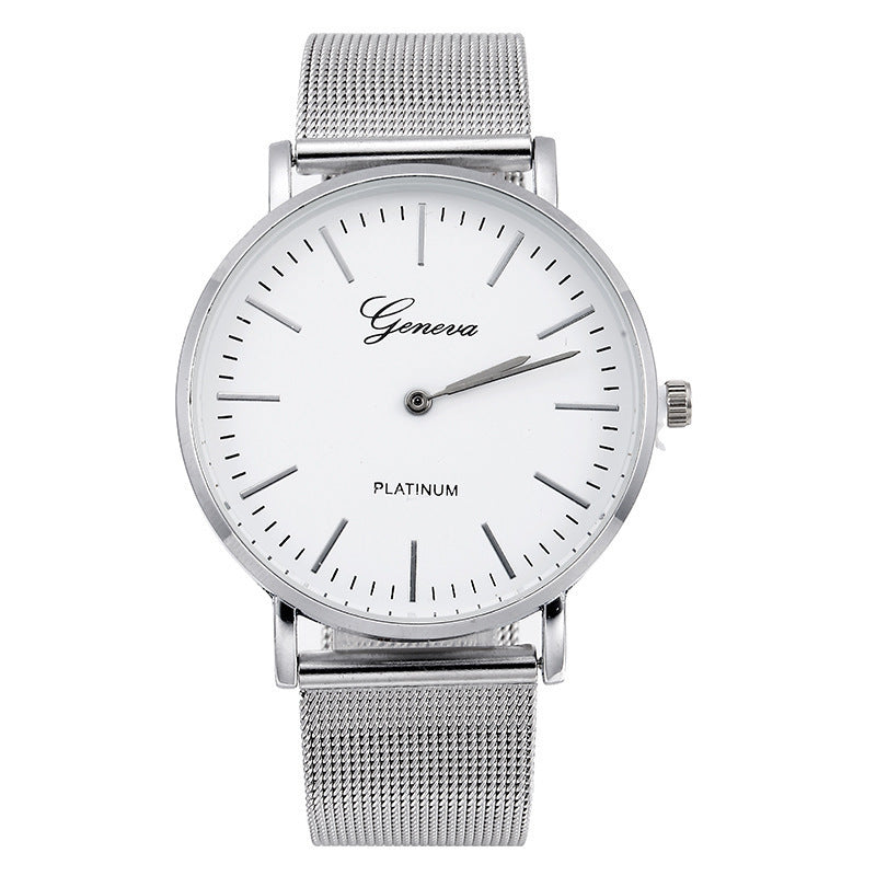 Montre à quartz tendance avec bracelet en acier et maille