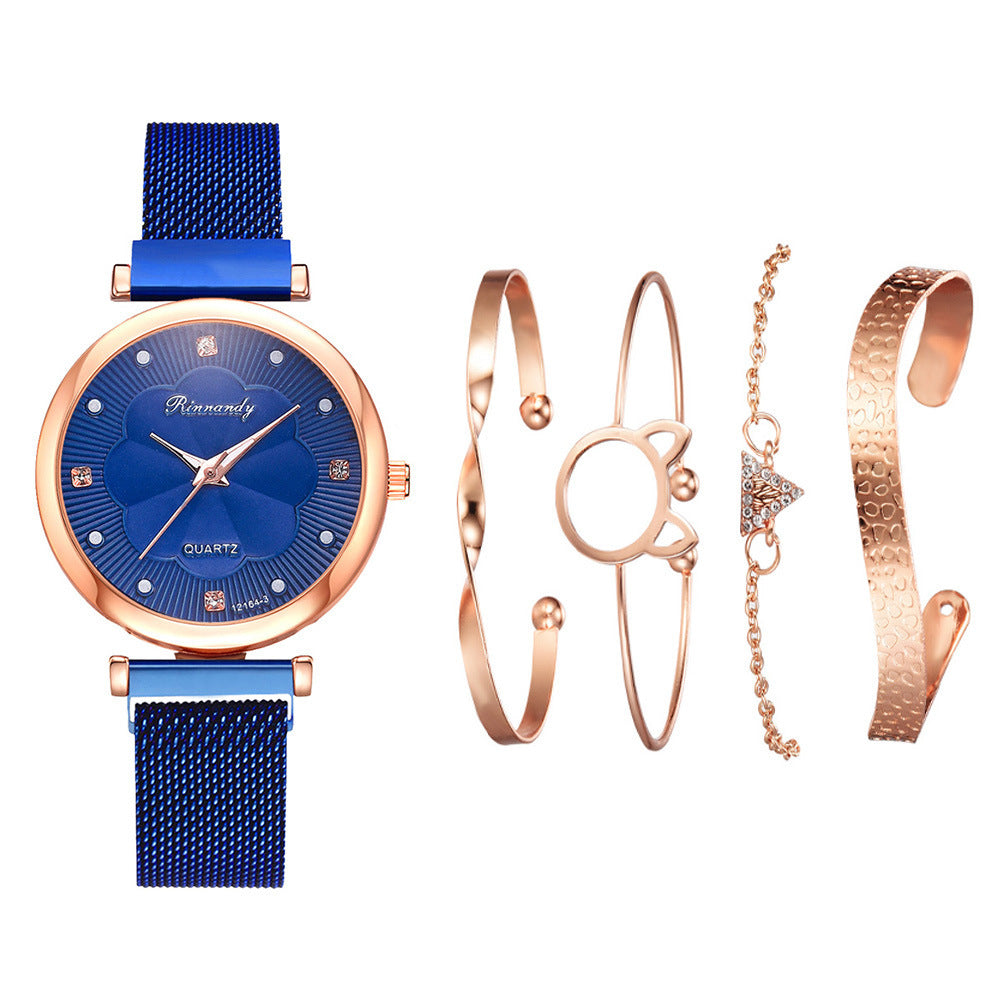 Montres pour femmes, ensemble de niche transfrontalier, montres à la mode, bracelet en maille d'alliage, tout-assorti