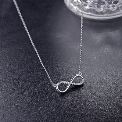 Collier, bijou et pendentif infinity en argent pour femme